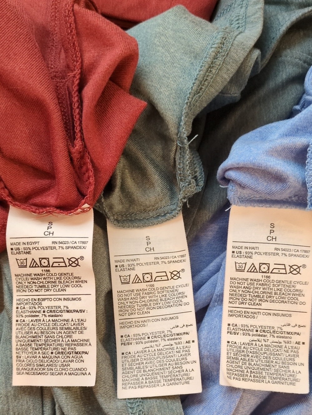 Bundle (3) Old Navy Cloud Soft And Cloud Motion Go Dry Tank Tops Size S - Picture 9 of 9